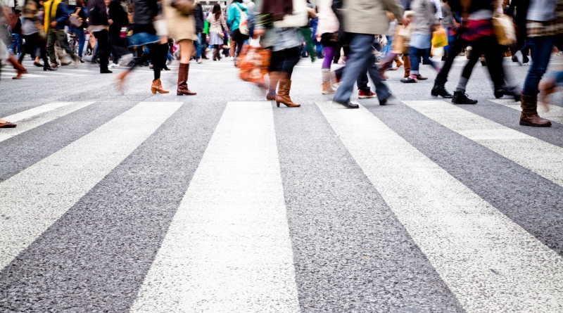 pedestrians-in-the-city-medium