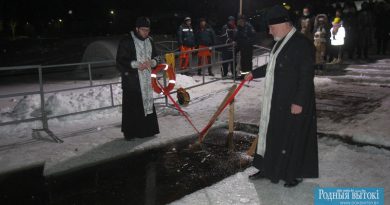 На Крещение вода получает благодать Святого Духа и приобретает силу.