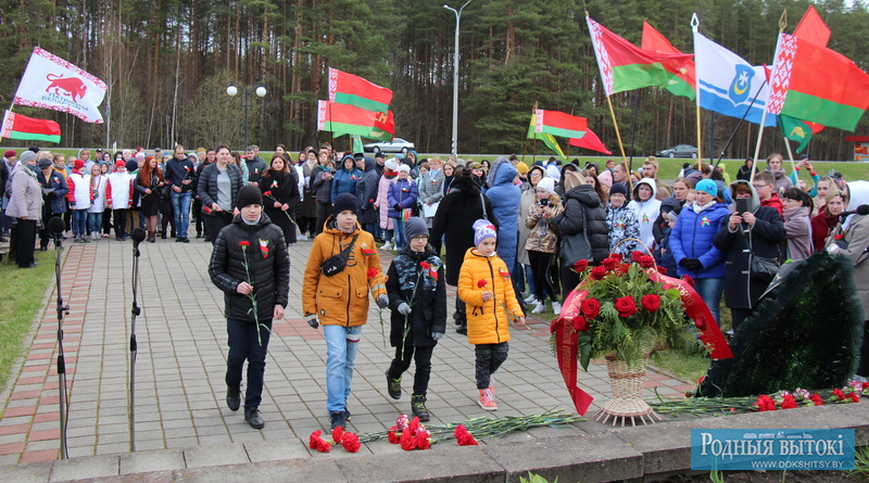 Потомки почтили память.