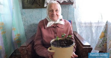 Бабушка Степанида – экспериментатор: в этом году решила посадить баклажаны.