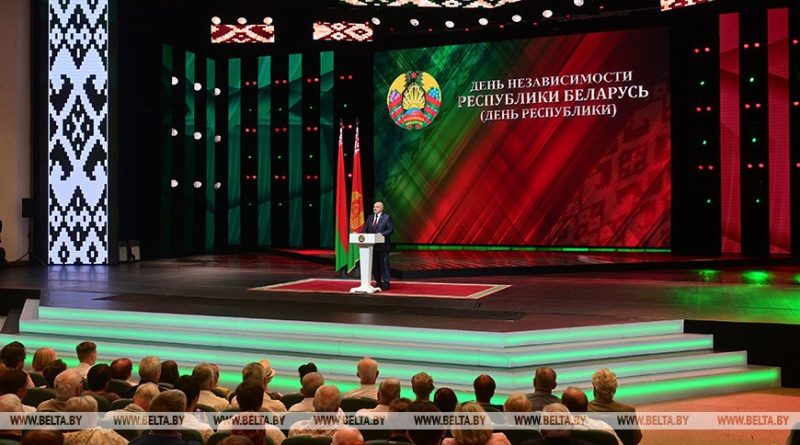 Лукашенко обратился к белорусам: делайте каждый свое дело, и тогда мы будем суверенны и независимы
