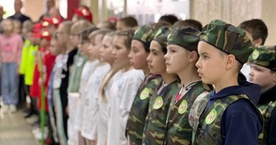 В военно-патриотических играх «Зарница» и «Зарничка» соревновались школьники Докшиччины