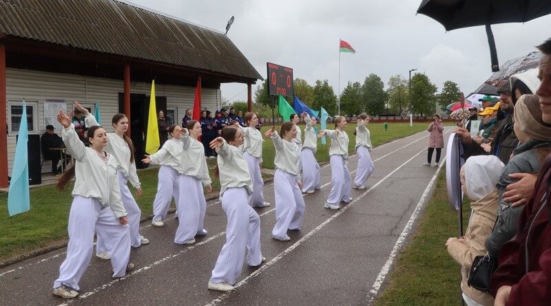 Культурно-спортивный праздник, посвященный Дню работников физической культуры и спорта, прошел в Докшицах