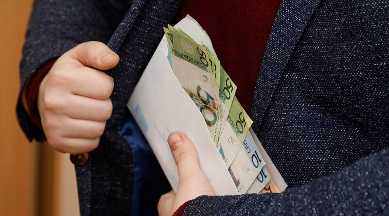 Последствия выплат заработной платы «в конвертах» для нанимателей
