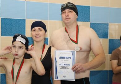 Традиционный семейный заплыв состоялся в Докшицах Традиционный семейный заплыв состоялся в Докшицах