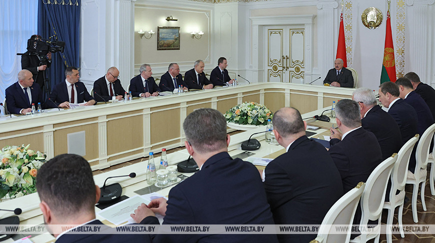 000019_1762765620_747827_big