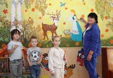 Благодаря таланту Маргариты Зубаревой в Порплищенском детском саду поселилась сказка Благодаря таланту Маргариты Зубаревой в Порплищенском детском саду поселилась сказка