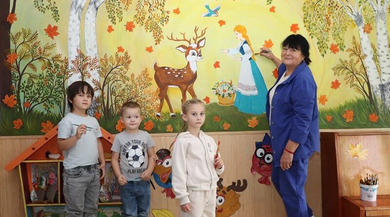 Благодаря таланту Маргариты Зубаревой в Порплищенском детском саду поселилась сказка Благодаря таланту Маргариты Зубаревой в Порплищенском детском саду поселилась сказка