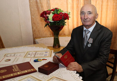 Почти полувековой стаж в одной профессии, в одном хозяйстве у Василия Воронковича из агрогородка Торгуны Почти полувековой стаж в одной профессии, в одном хозяйстве у Василия Воронковича из агрогородка Торгуны