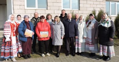 Фота на памяць на МТК “Вецяра”: з узнагародамі
Алена Карніловіч і Тамара Маскалёнак (злева направа).