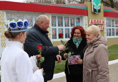 По примеру матери. Докшицы присоединились к республиканской акции «Женщины, создавшие эпоху»