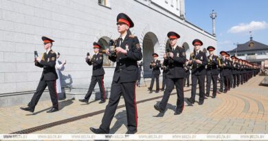 Минск принял эстафету международной патриотической акции «Огонь памяти»
