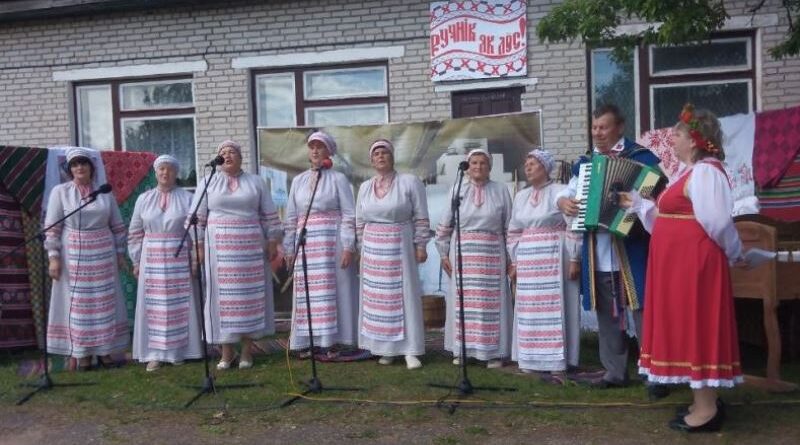 Бацькоўская хата — вялікая каштоўнасць. У Гарадзішчы прайшло свята вёскі “Ручнік як лёс”