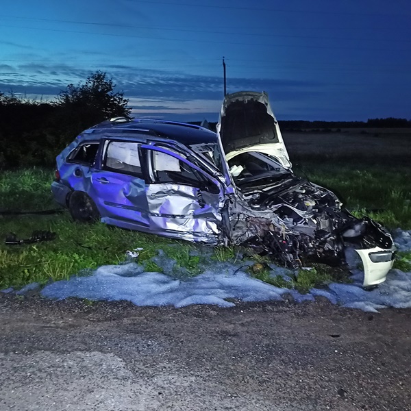 Фото №3: Автомобиль «PEUGEOT 307» после ДТП.