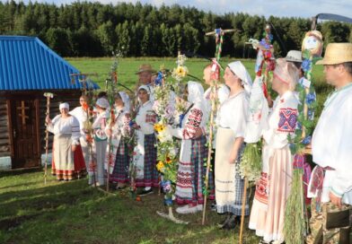 Праздник криницы прошел в д. Буй Докшицкого района Праздник криницы прошел в д. Буй Докшицкого района