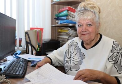 Благодарность министра лесного хозяйства объявлена бухгалтеру Бегомльского опытно-производственного лесничества Тамаре Сецко