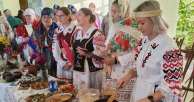 В агрогородке Барсуки Докшицкого района отпраздновали брендовый праздник В агрогородке Барсуки Докшицкого района отпраздновали брендовый праздник